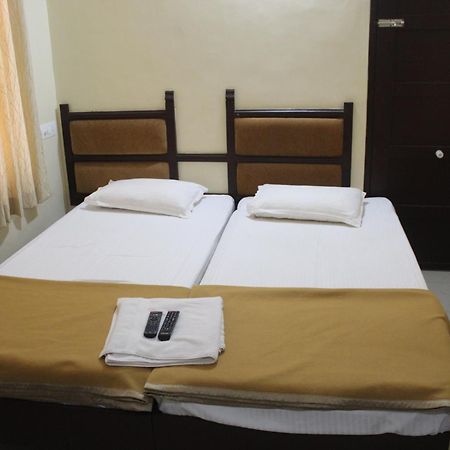 Anna Hotel Thiruvananthapuram Εξωτερικό φωτογραφία