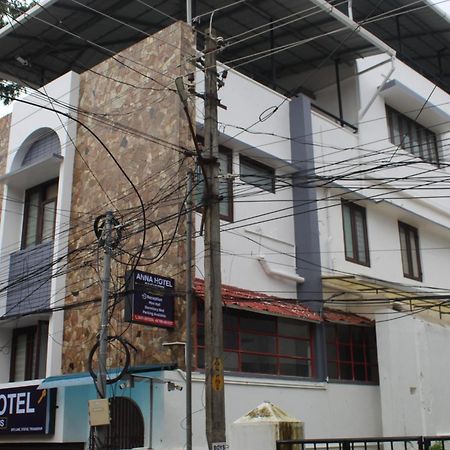 Anna Hotel Thiruvananthapuram Εξωτερικό φωτογραφία
