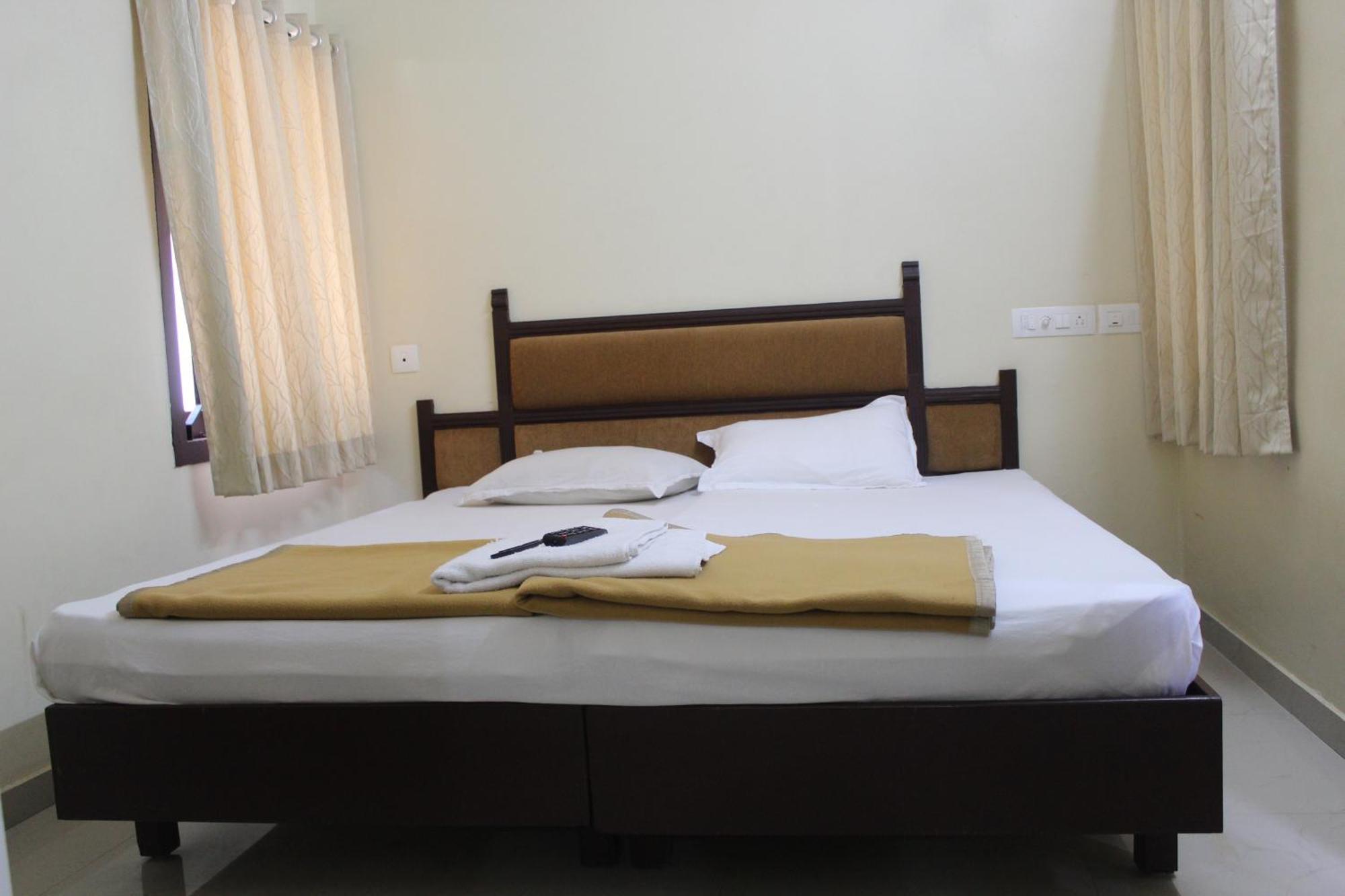 Anna Hotel Thiruvananthapuram Εξωτερικό φωτογραφία