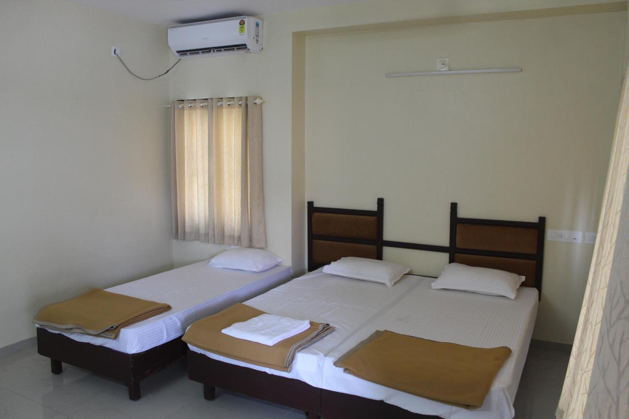 Anna Hotel Thiruvananthapuram Εξωτερικό φωτογραφία