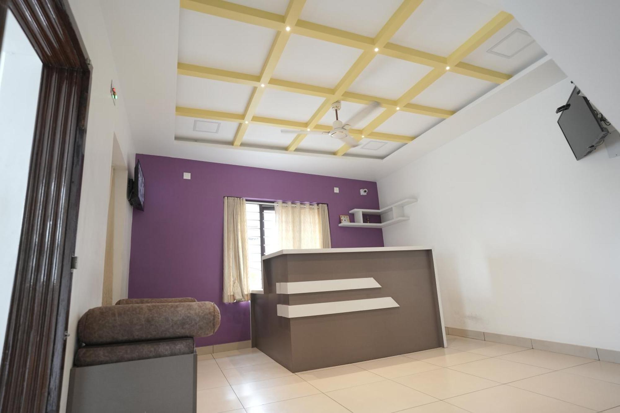 Anna Hotel Thiruvananthapuram Εξωτερικό φωτογραφία